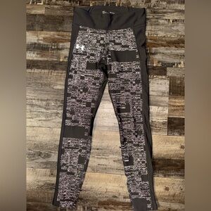 Under Armour Women’s Gray Patterned Reflective Leggings Athletic Medium